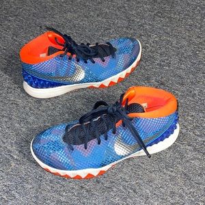 Kyrie 1 "Independence Day" color